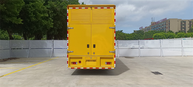 五十鈴救險(xiǎn)裝備車(chē)