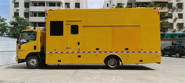 五十鈴救險(xiǎn)裝備車(chē)